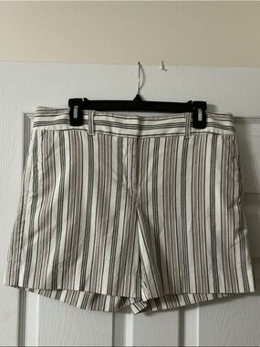 Ann Taylor Striped Cream and Black Women’s Shorts